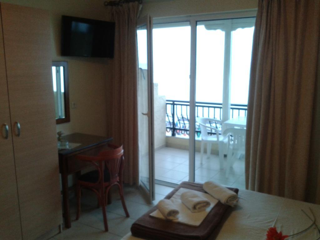 Pantheon Beach Hotel Olympiakí Aktí Zewnętrze zdjęcie